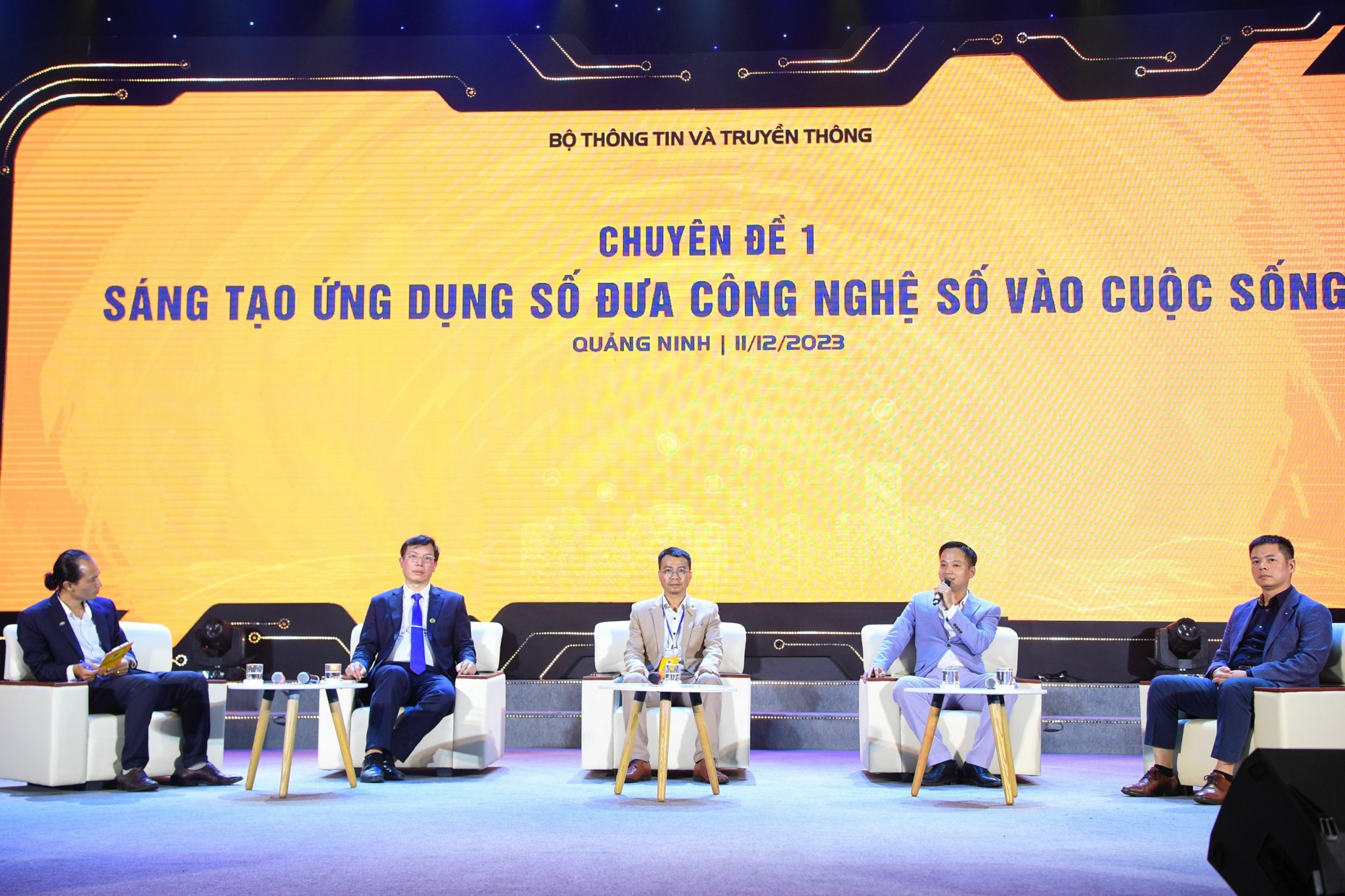 Diễn đàn Quốc gia Phát triển doanh nghiệp Công nghệ số Việt Nam - VFTE